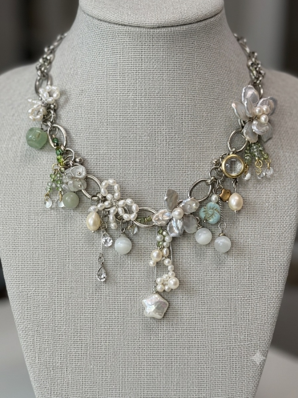 Unique! Handmade Freshwater Blue Keshi Pearl Flowers 🌺 Gemstone 💎 Necklace